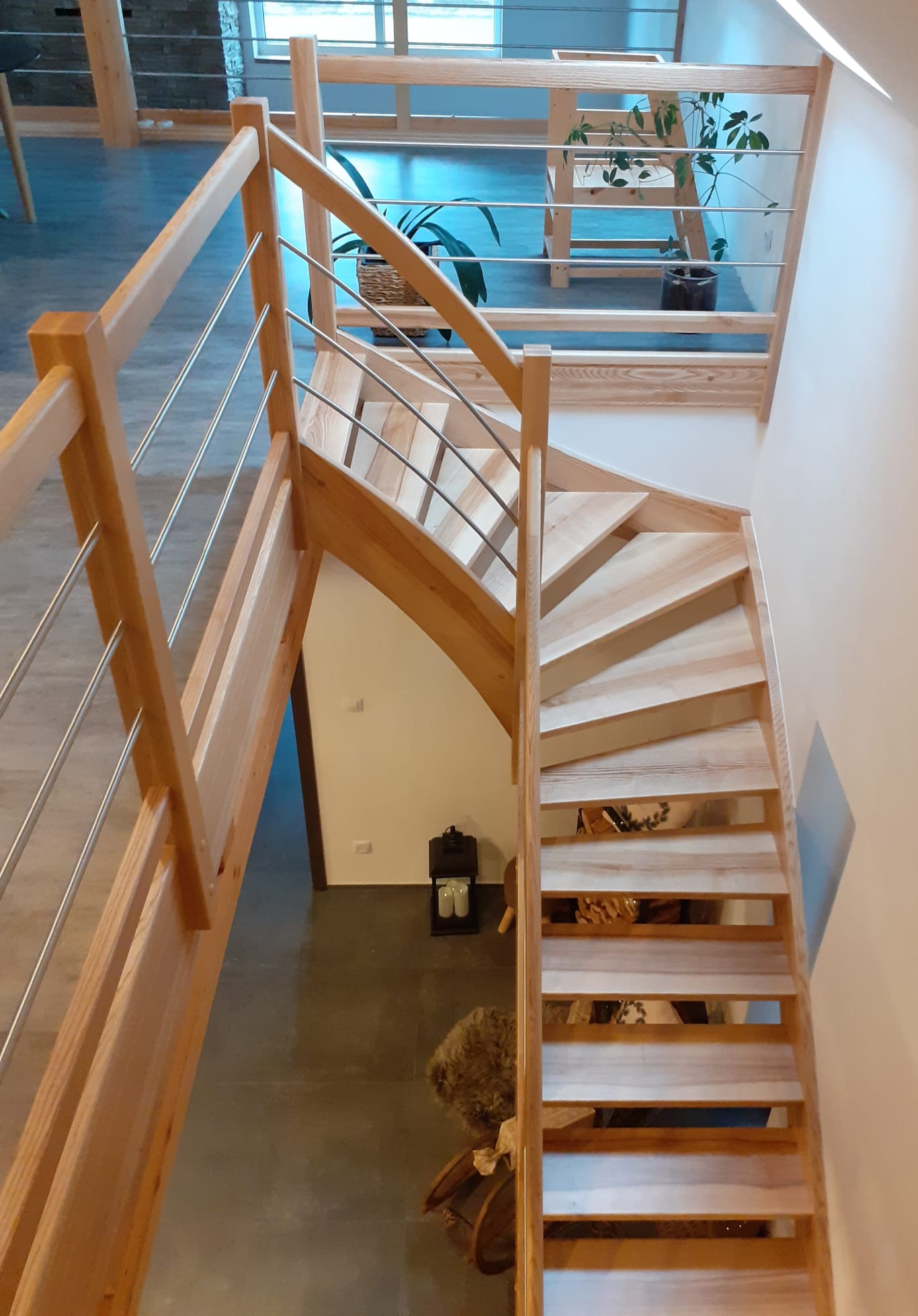 Dřevěné schodiště 2